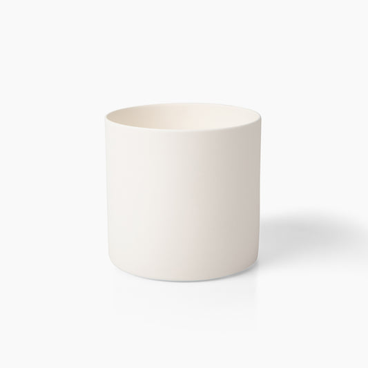 The Flat Porcelain Cup